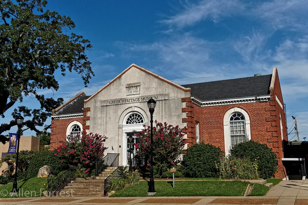 Outdoor Lighting Install Greer SC | Veteran-Owned | Outdoor Lighting Experts